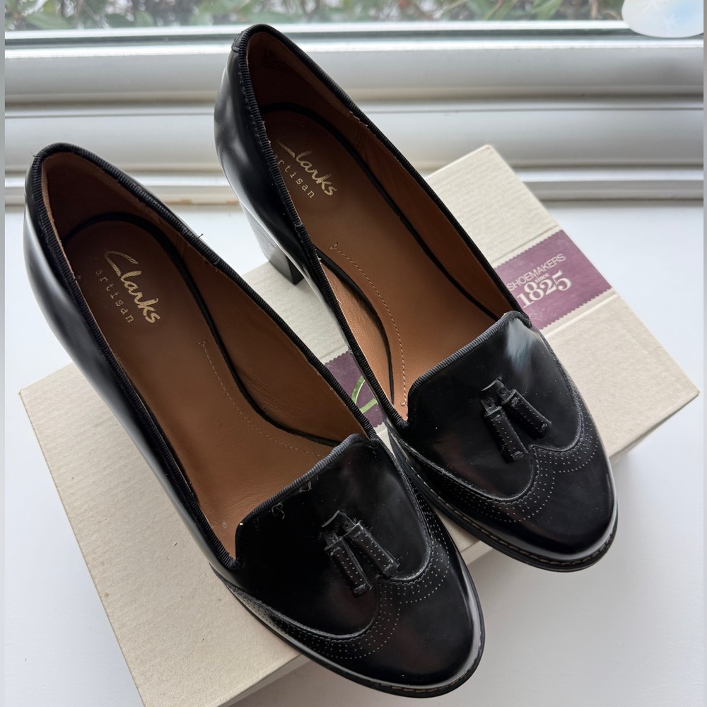 Clarks Artisan Tarah Rosie Black Leather Tassel Pumps Block Heel Comfort Size 7